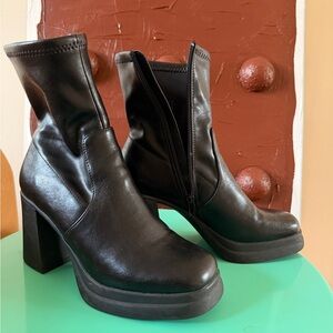 Steve Madden Black Platform Block Heel Ankle Boots with Side Zip